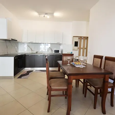 Sonila Apartment Vlore