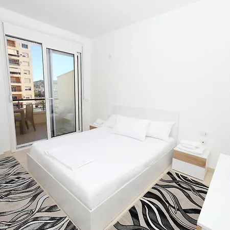Apartment Sonila *